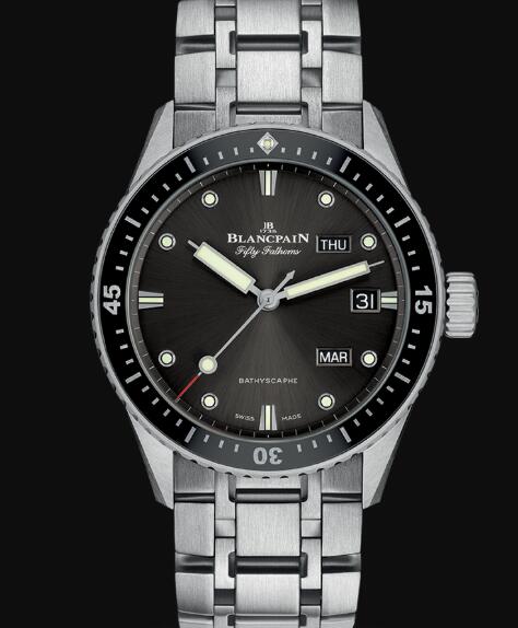 Review Blancpain Fifty Fathoms Watch Review Bathyscaphe Quantième Annuel Replica Watch 5071 1110 70B